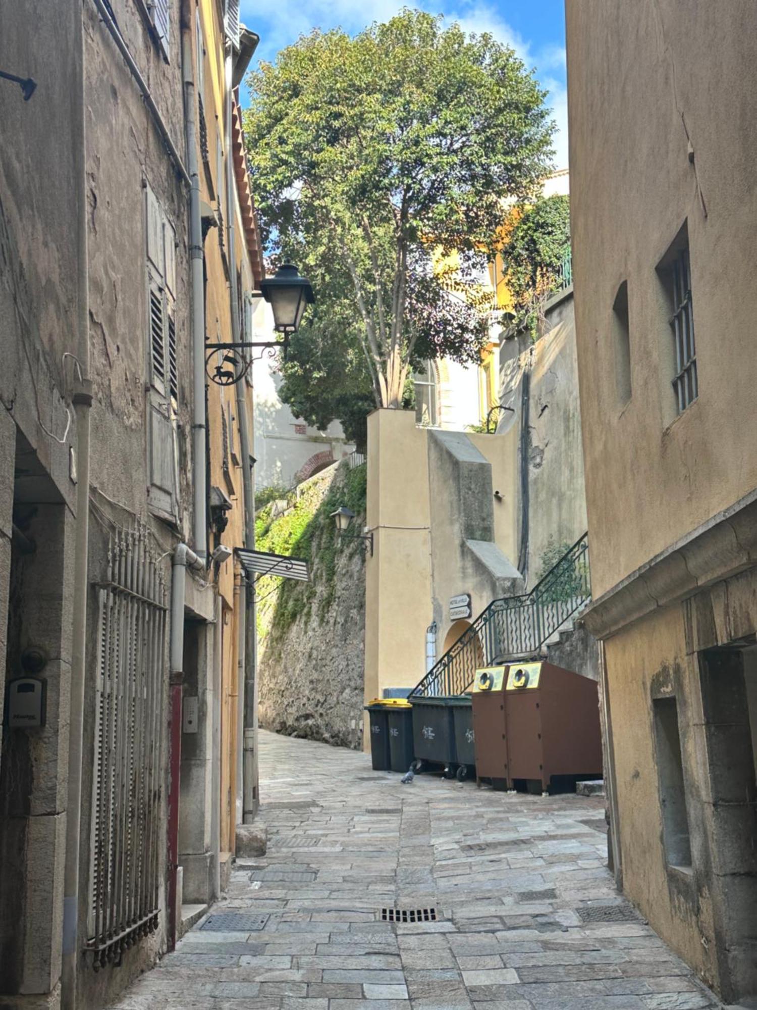 2 Pieces Vue Mer A Proximite Des Parfumeries Grasse Zewnętrze zdjęcie